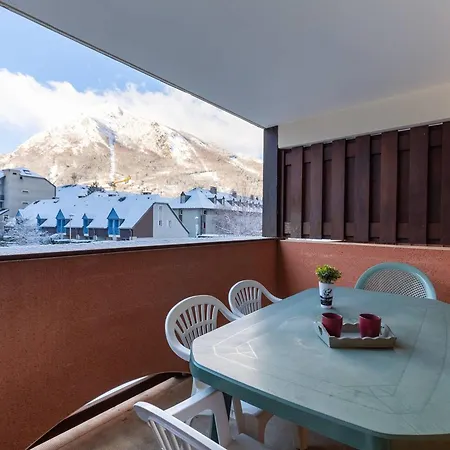 6 Pers. Avec Balcon, Au Calme Proche Du Centre De - Fr-1-296-158 Saint-Lary-Soulan